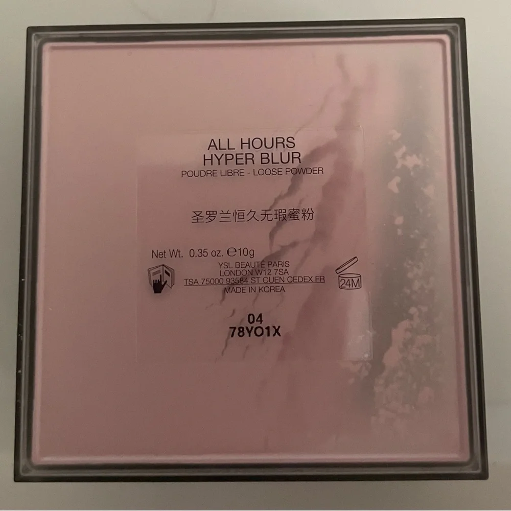 Yves Saint Laurent All Hours Hyper Blur Soft-Focus Loose Powder in “04-Lavender”